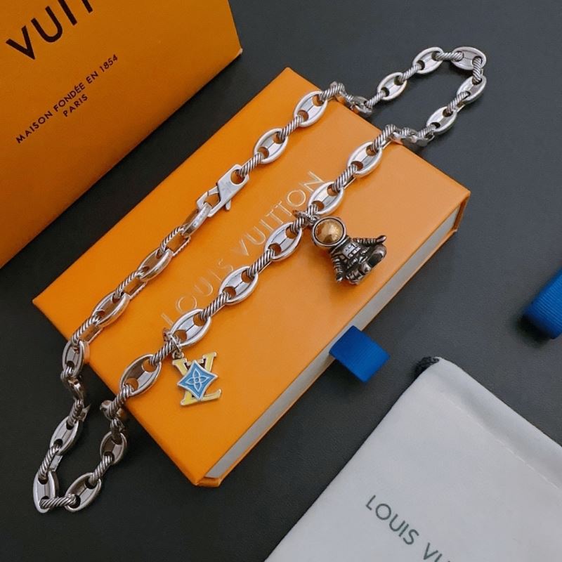 Louis Vuitton Necklaces